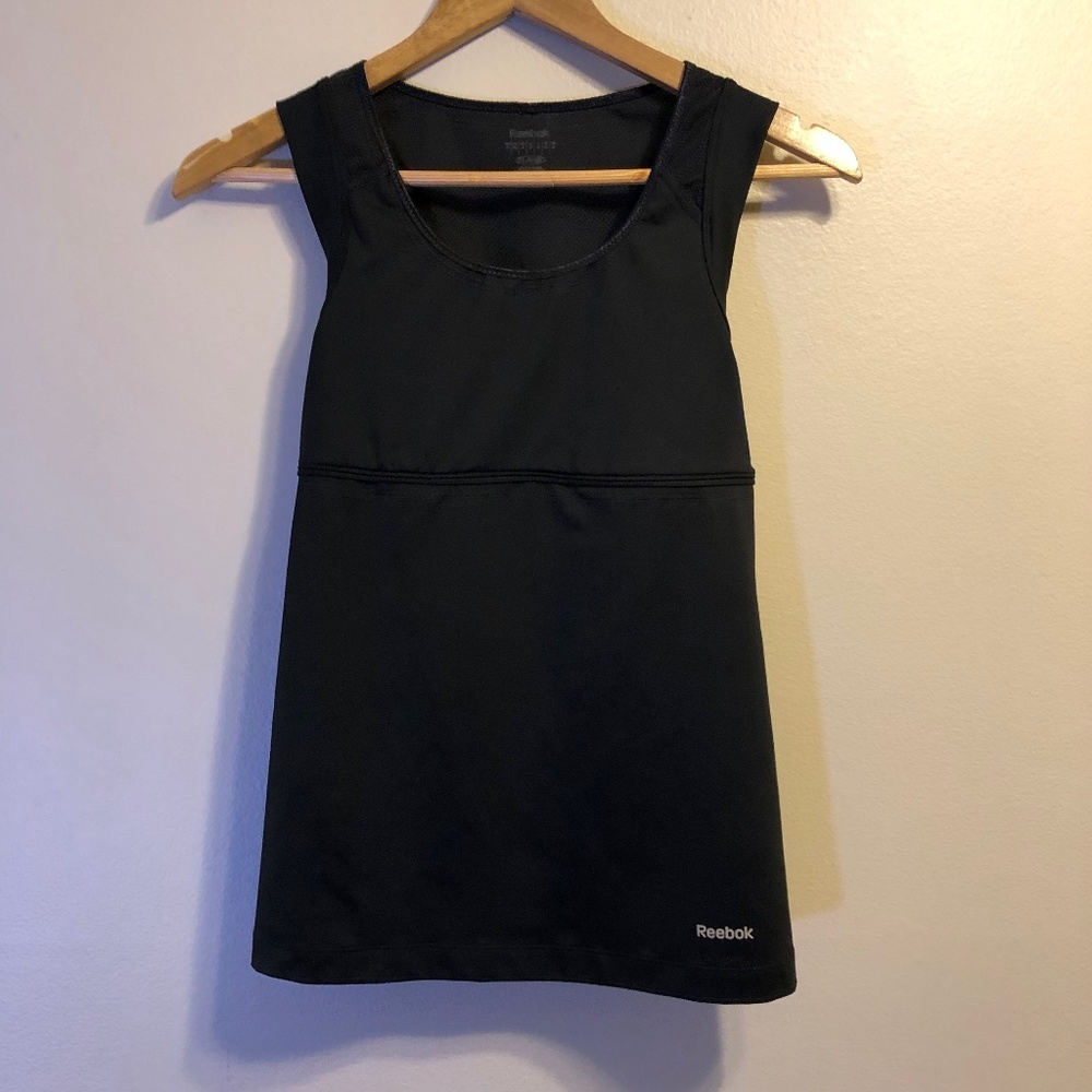 Reebok Large Black Stretchy Mesh Yoga Tank Top